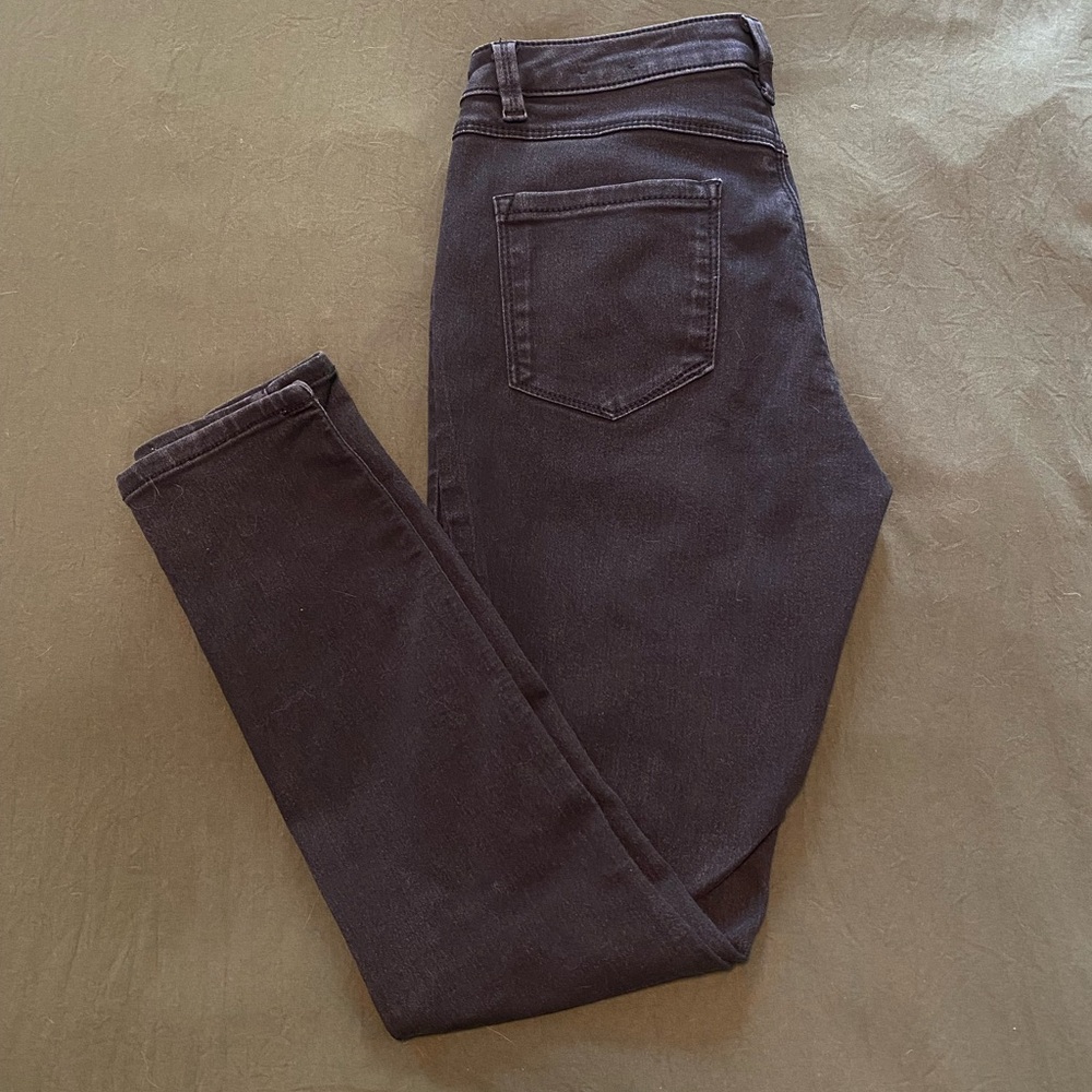 Classic Dark Wash Women's Skinny Jeans
